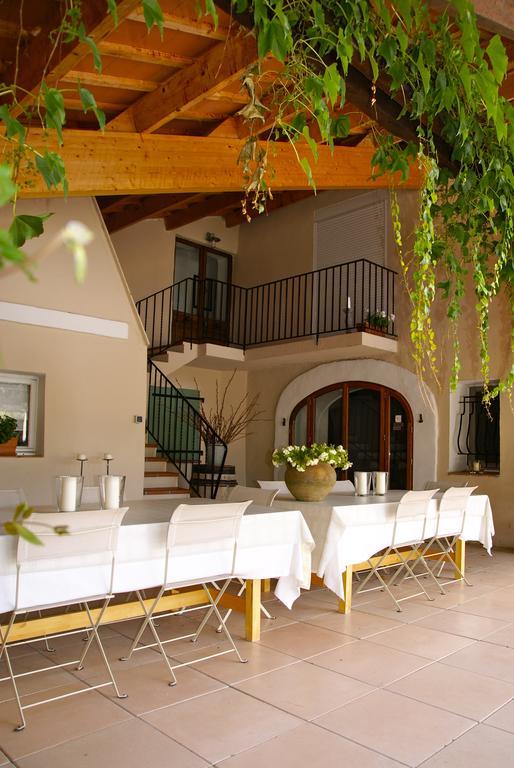 Hotel Le Vieux Platane à Cairanne Extérieur photo
