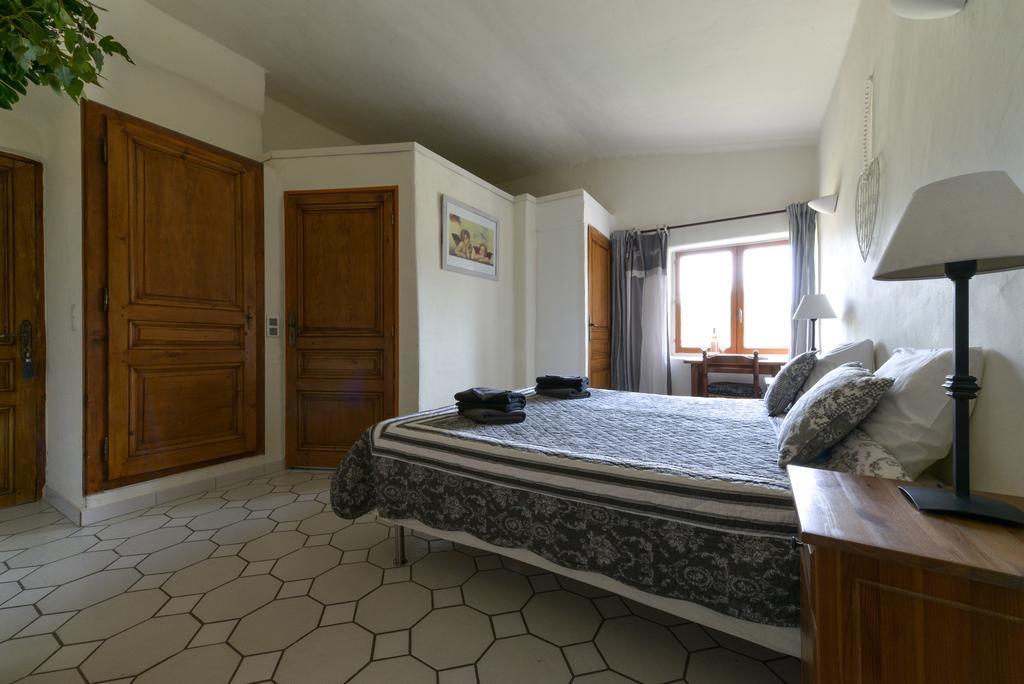 Hotel Le Vieux Platane à Cairanne Extérieur photo