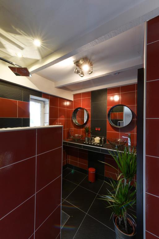 Hotel Le Vieux Platane à Cairanne Extérieur photo
