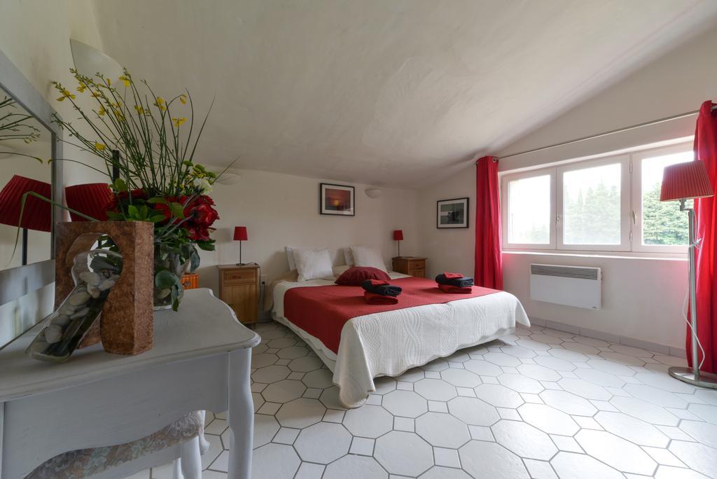 Hotel Le Vieux Platane à Cairanne Extérieur photo