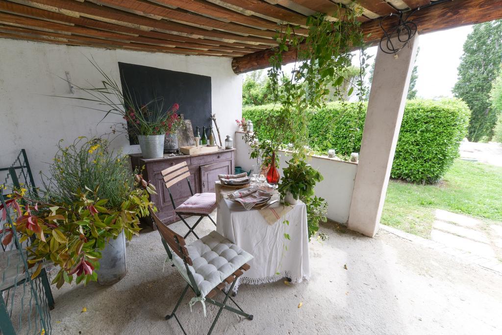 Hotel Le Vieux Platane à Cairanne Extérieur photo