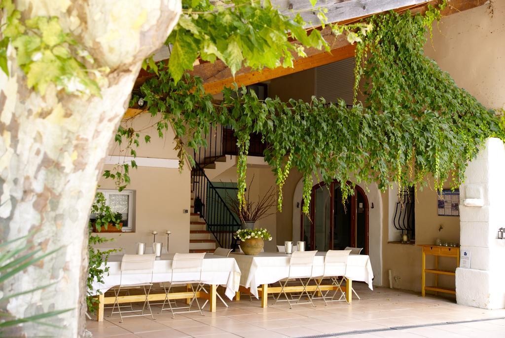 Hotel Le Vieux Platane à Cairanne Extérieur photo